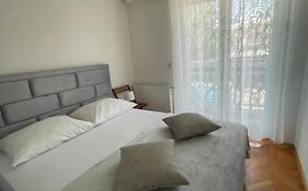 Apartments Vip